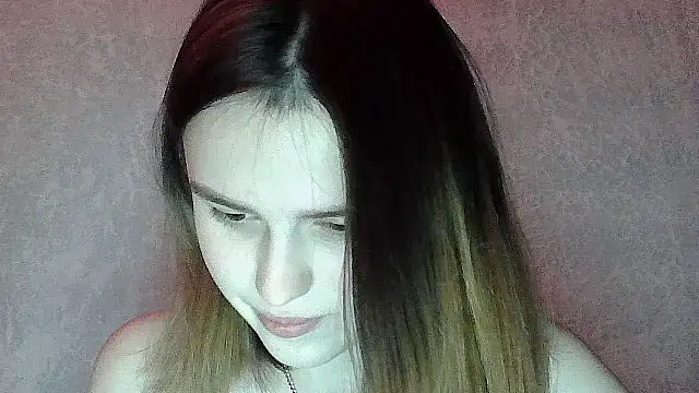 SweetLoraa online show from 12-13-25, 07:53