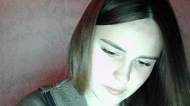 Snapshot of SweetLoraa chatting on 04-26-26, 08:39 SweetLoraa online show from 04-26-26, 08:39