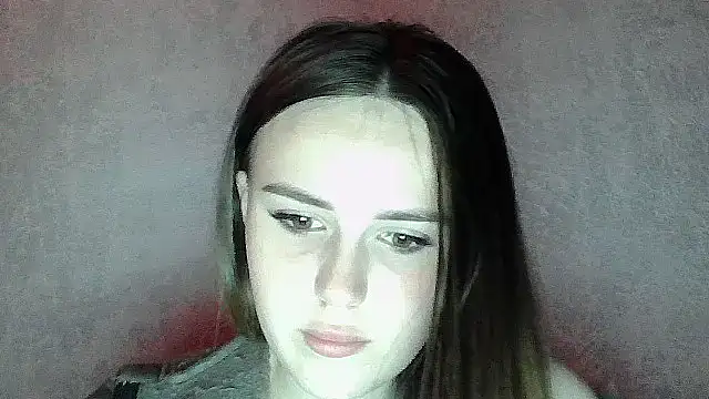 Snapshot of SweetLoraa chatting on 04-29-26, 01:21 SweetLoraa online show from 04-29-26, 01:21