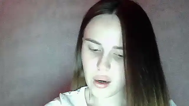 Snapshot of SweetLoraa chatting on 06-08-26, 07:47 SweetLoraa online show from 06-08-26, 07:47