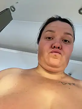 SunnyLeila2101 online show from 06-27-26, 11:04