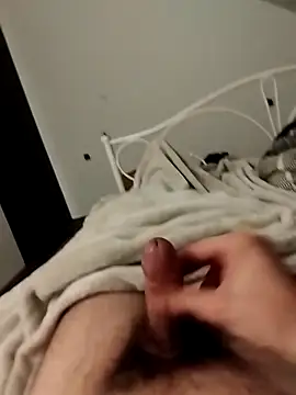 Snapshot of tip_hard_cock chatting on 09-25-25, 07:06 tip hard cock online show from 09-25-25, 07:06