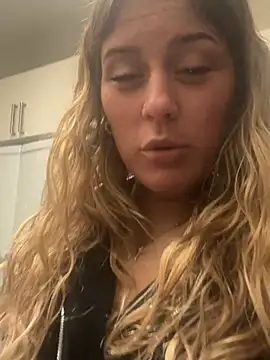 shokatt666 online show from 01-11-26, 09:42