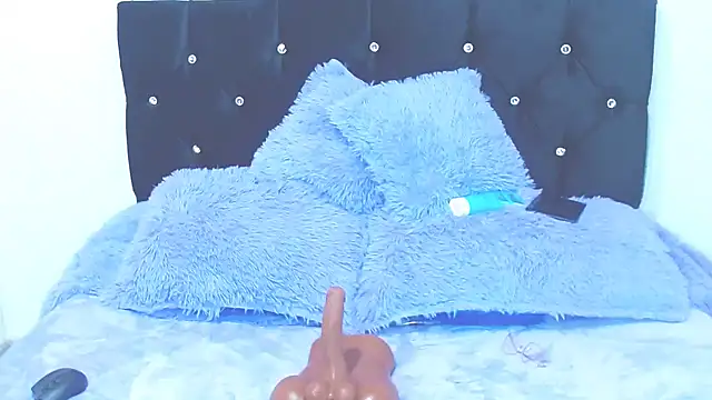 Gabi Jhons 23 online show from 10-29-25, 12:18