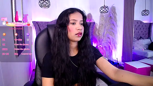 SophiaWalker 1 online show from 12-22-25, 12:24