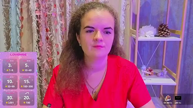 Luisa Rosee online show from 10-13-25, 08:09