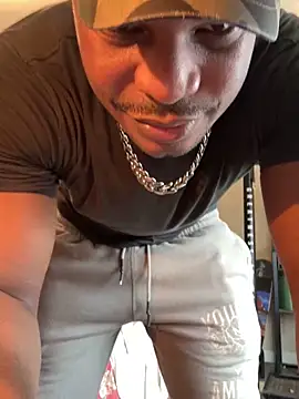 KeYBuMp323 online show from 02-11-26, 03:28