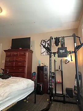 KeYBuMp323 online show from 04-18-26, 03:16