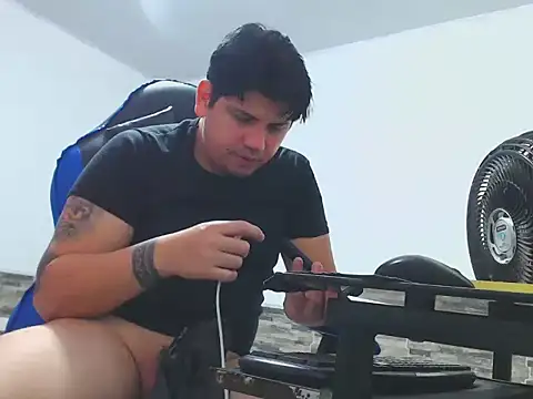 mister cum1999 online show from 05-17-26, 07:50