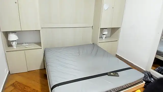 LilyWhitney online show from 03-19-26, 04:05