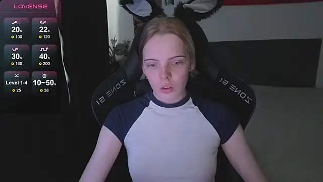 Luna Navy online show from 11-10-25, 09:08