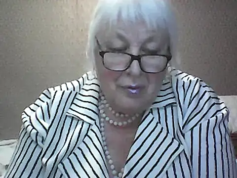 Alexia64231 online show from 09-16-25, 05:58