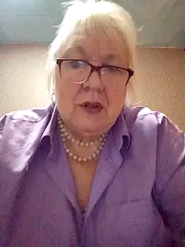 Alexia64231 online show from 10-31-25, 03:18