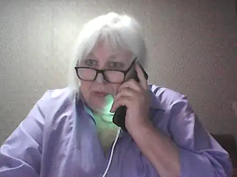 Alexia64231 online show from 03-09-26, 03:49