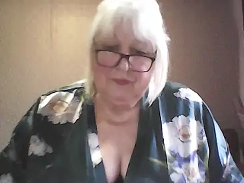 Alexia64231 online show from 04-10-26, 12:21