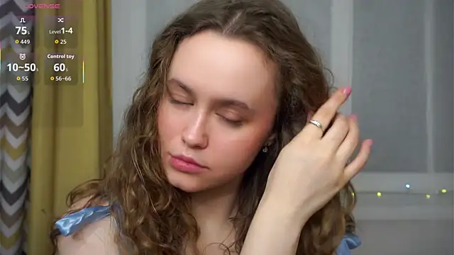 SusannaScholler online show from 02-10-26, 09:52