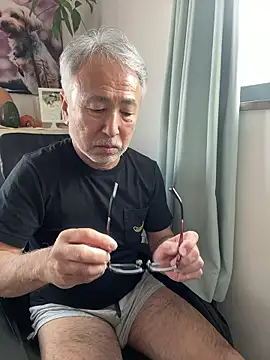 gholly2007 online show from 11-20-25, 06:02