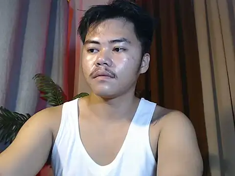 Snapshot of hot_emman chatting on 06-11-26, 01:05 hot emman online show from 06-11-26, 01:05
