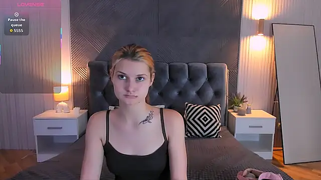 NightOpal online show from 12-04-25, 02:48