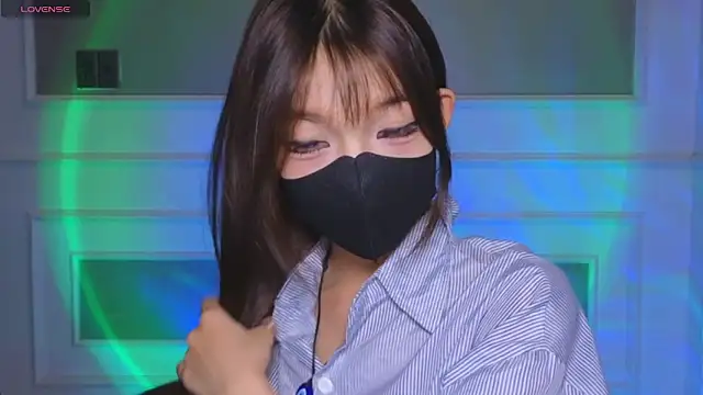      Panda      online show from 03-22-26, 12:03