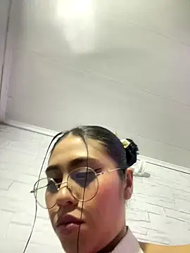 LuluMonroe Eup online show from 12-19-25, 03:02