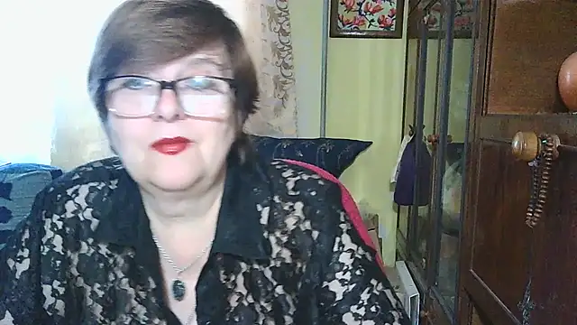 VeronicaGold511 online show from 10-06-25, 07:06