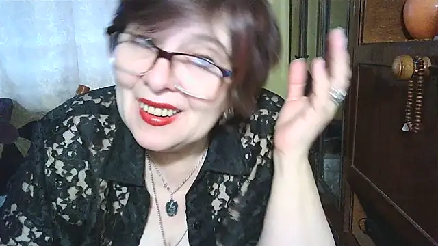 VeronicaGold511 online show from 02-11-26, 05:45