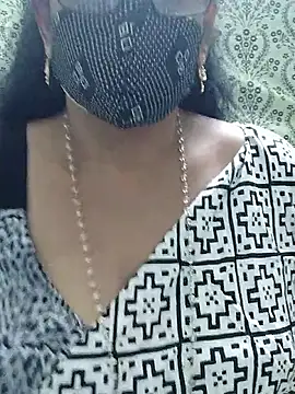 sweet-lotus online show from 09-19-25, 05:02