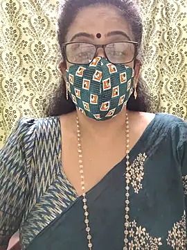 sweet-lotus online show from 10-09-25, 04:49