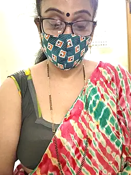 sweet-lotus online show from 12-21-25, 08:54