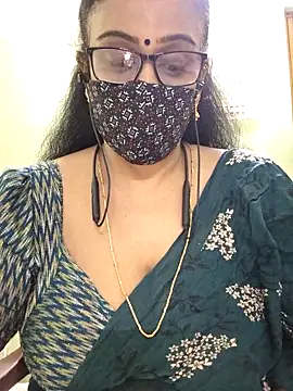 sweet-lotus online show from 02-02-26, 04:33