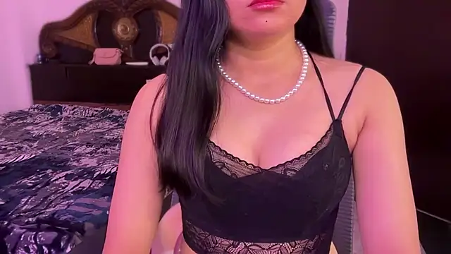 Snapshot of Ms_Seductive07 chatting on 10-15-25, 04:18 Ms Seductive07 online show from 10-15-25, 04:18