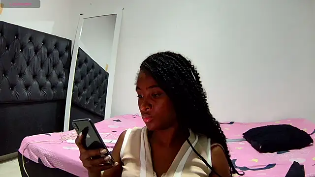 Snapshot of shantall_ebony1 chatting on 11-14-25, 09:41 shantall ebony1 online show from 11-14-25, 09:41