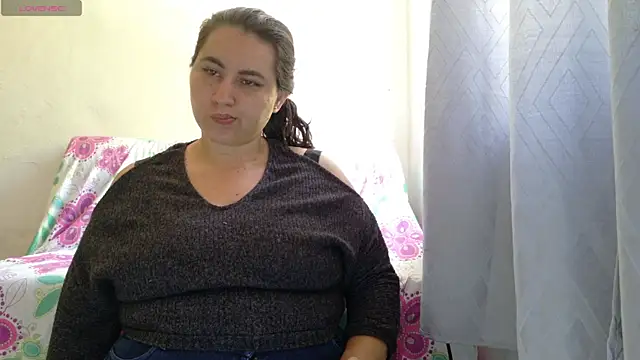 Snapshot of victoriadaniela chatting on 07-07-26, 03:16 victoriadaniela online show from 07-07-26, 03:16