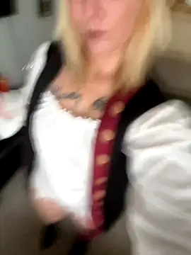 RhondaRump online show from 10-15-25, 04:29