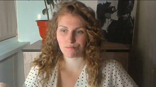 Snapshot of JuliaMuuun chatting on 03-24-26, 07:19 JuliaMuuun online show from 03-24-26, 07:19