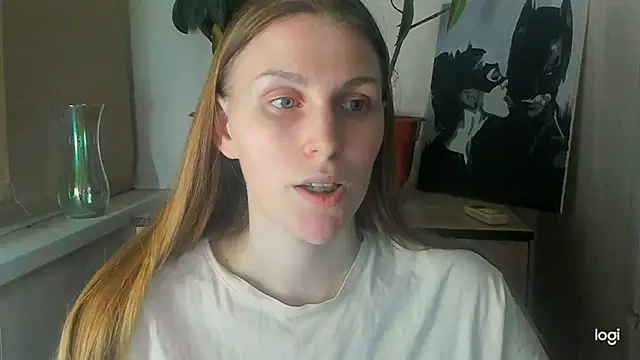 JuliaMuuun online show from 05-23-26, 06:45