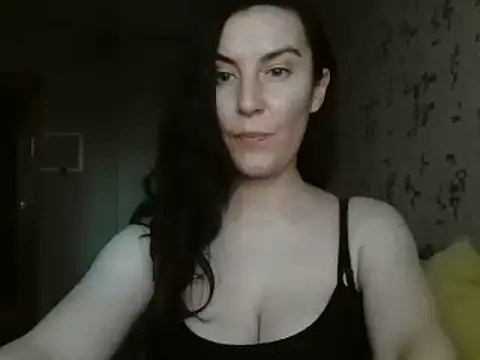 Snapshot of KatalinaQE chatting on 09-20-25, 08:37 KatalinaQE online show from 09-20-25, 08:37