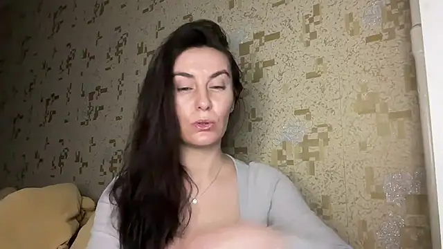 KatalinaQE online show from 02-02-26, 04:55