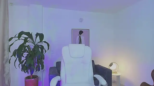 Julieta92  online show from 04-16-26, 09:39