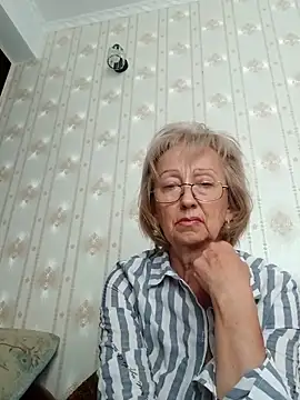 AlikaSwan5821 online show from 09-09-25, 12:48