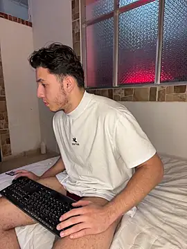 max valiant1 online show from 11-07-25, 09:04