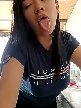 Williams Hera online show from 10-22-25, 03:23