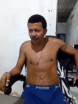 moreno25centimetro online show from 04-21-26, 11:18