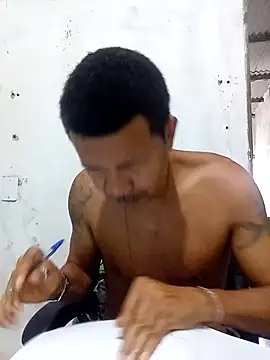 moreno25centimetro online show from 04-22-26, 12:18