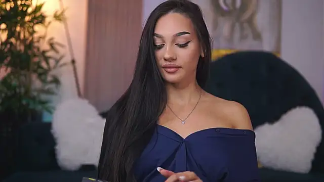 NinaSolenne online show from 11-03-25, 07:37