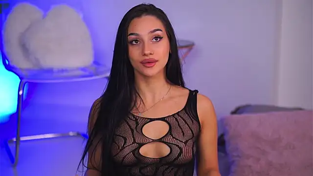 NinaSolenne online show from 12-13-25, 08:25