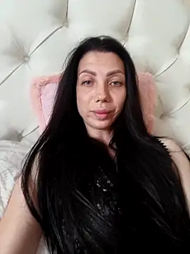 Snapshot of Princessa99885 chatting on 07-01-26, 01:13 Princessa99885 online show from 07-01-26, 01:13