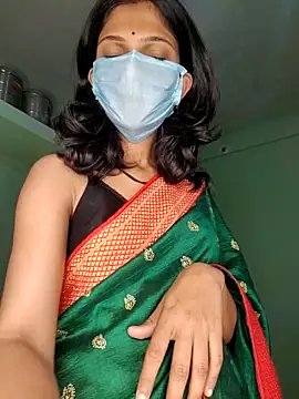 Shivani2002 online show from 02-21-26, 05:14