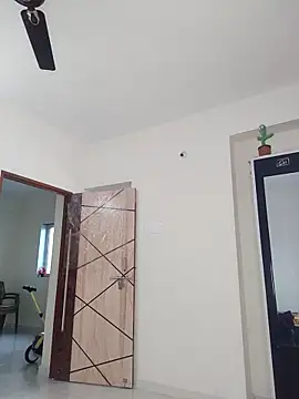 Shivani2002 online show from 04-11-26, 10:19